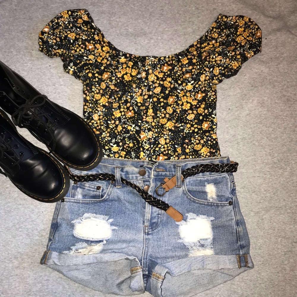 Black and Yellow Top